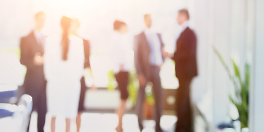 Выплата годовой премии уволившимся работникам Выплата годовой премии уволившимся работникам